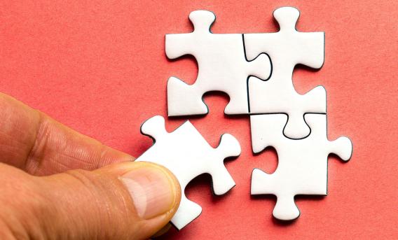 4 blank jigsaw pieces